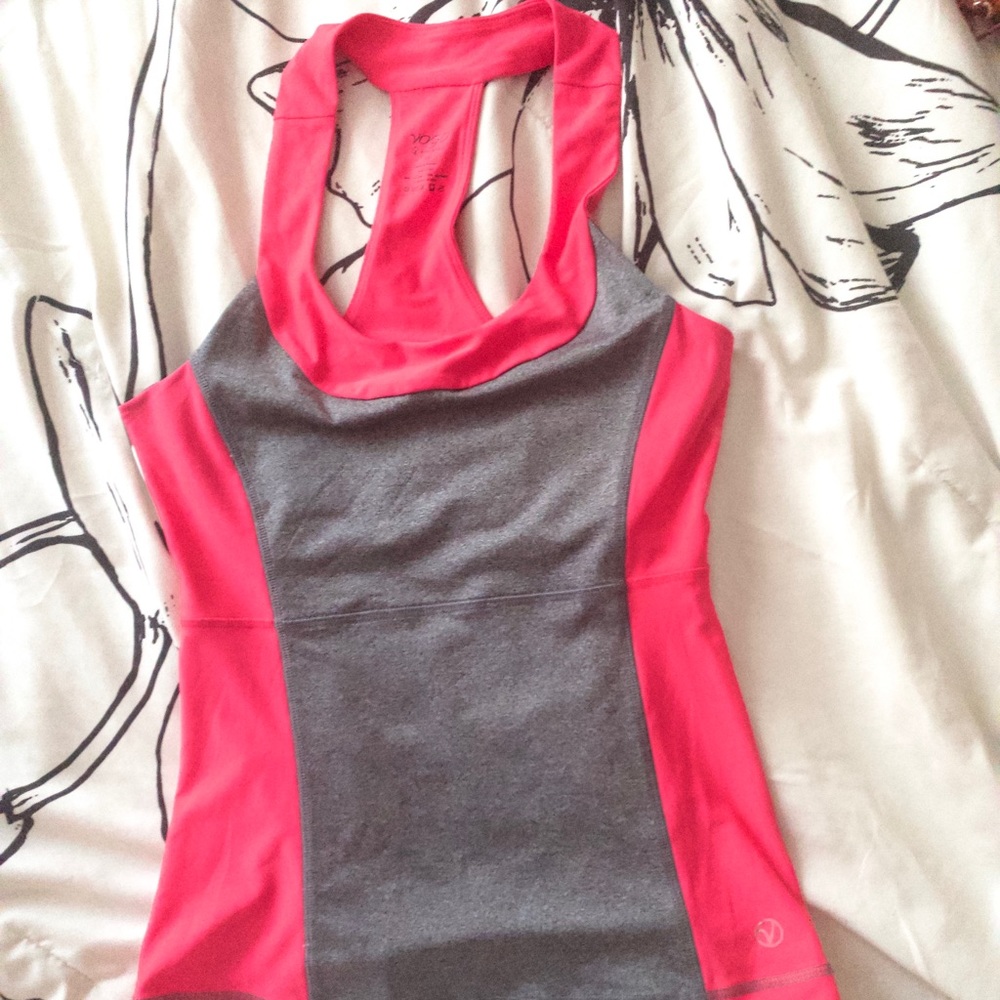 Vogo athletic top
